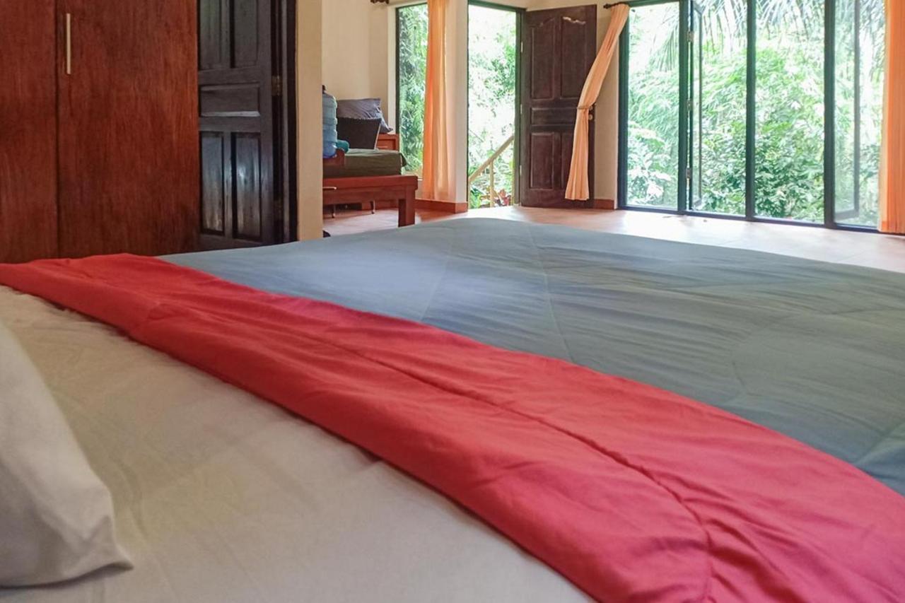 Shanti Toya Ashram Mambat Eksteriør billede